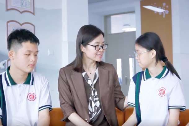 滨州实验学校李秀珍:学生“勇敢登台”,让知识“自然生长”