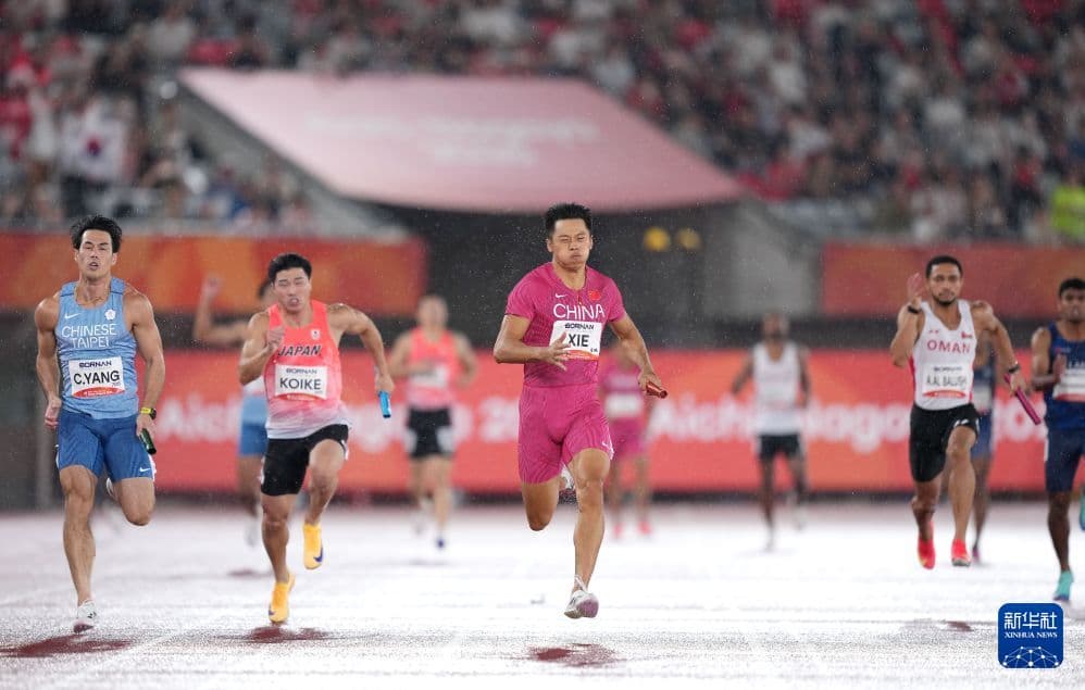 滨州籍运动员王胜杰随中国队夺得亚运会男子4×100米接力金牌