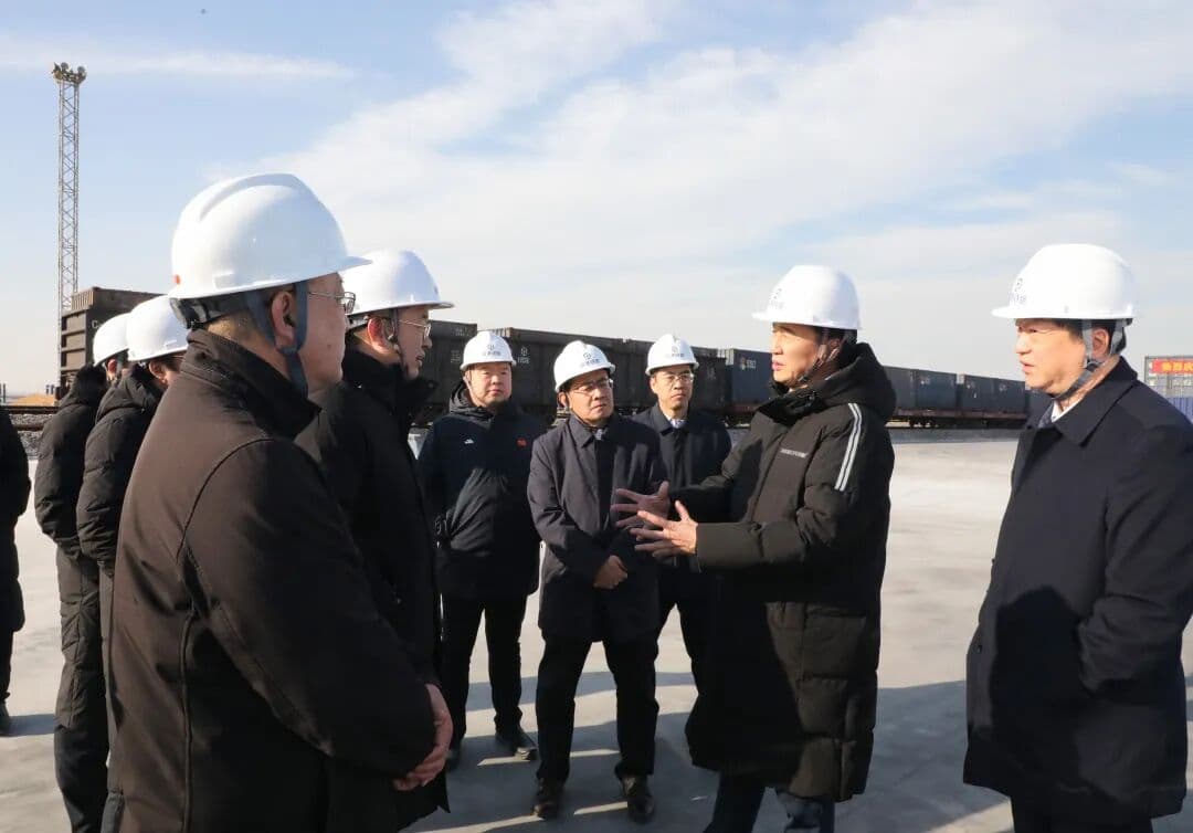 滨港铁路年货运到发量突破200万吨 创直通运输以来同期新高