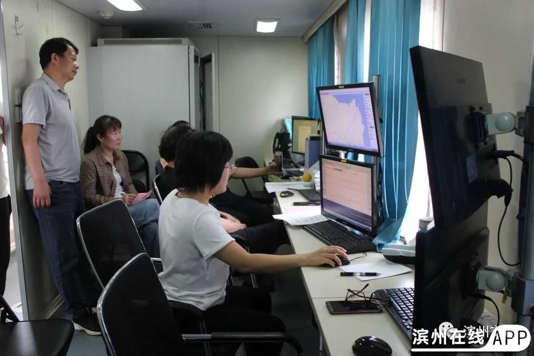 NK0fda0YafDA114l.jpg