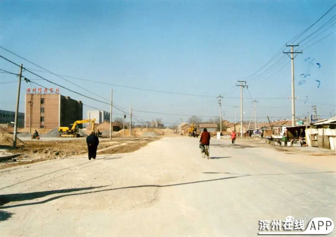 YY2R14Yt6JaD4547.jpg