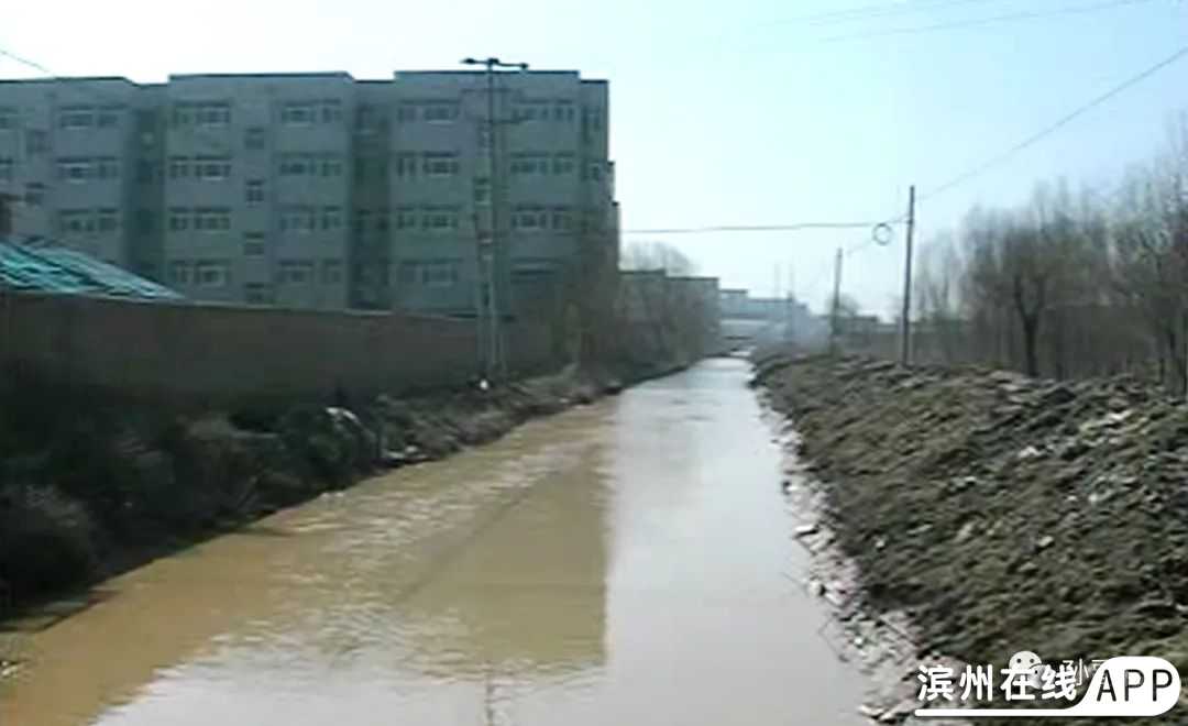 OX770j7Y4A1tNTy4.jpg